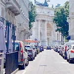 Cirillo 18 - Arco Della Pace Daire *
